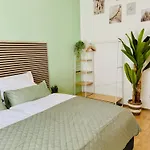 Staynature App - 3 Bedroom - Modern, Ruhig, Zentral Apartman *