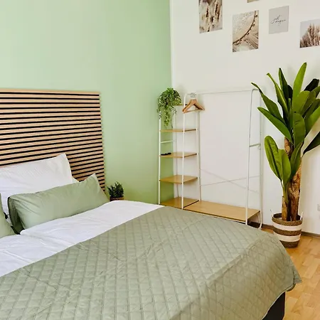 Staynature App - 3 Bedroom - Modern, Ruhig, Zentral Apartament *